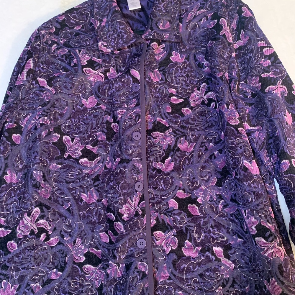 XL Coldwater Creek Blazer,Purple and Black Floral. SilverThreading,Slenderizing! - Picture 4 of 15